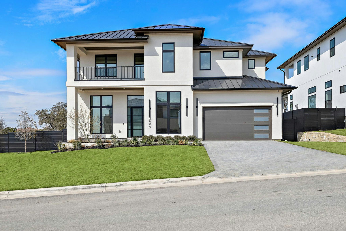 5900 Moondust Ln — photo 2