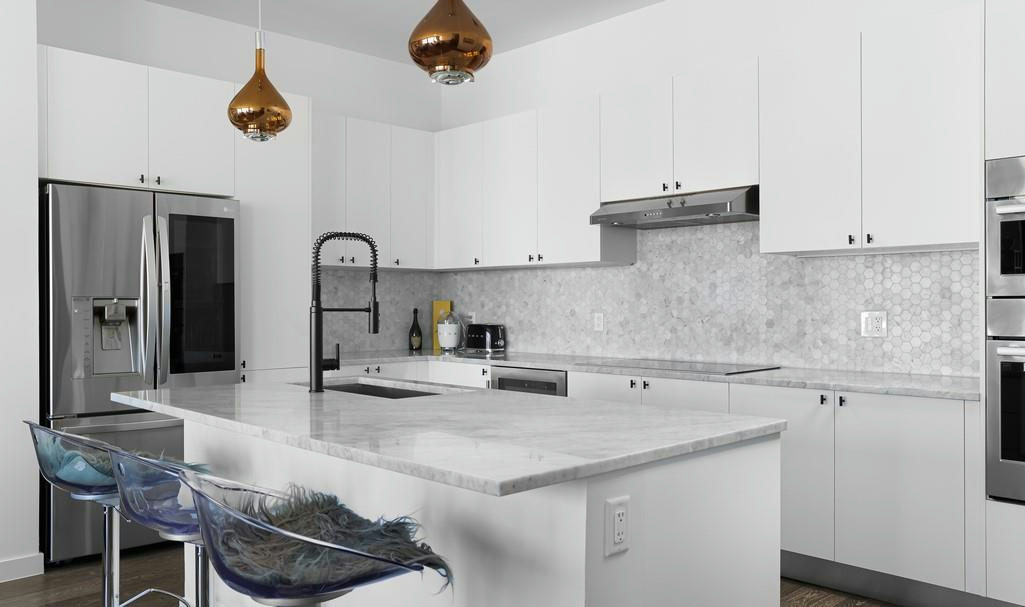 800 Embassy Dr #605 — photo 2