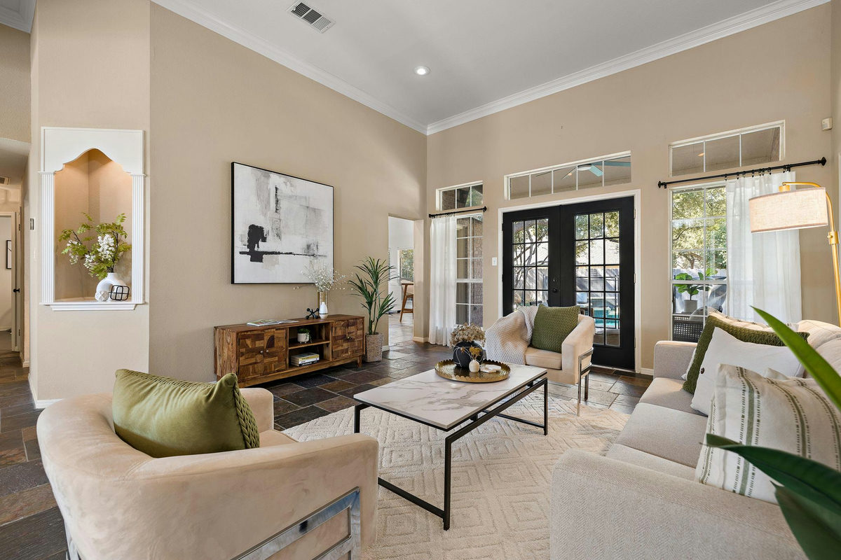 2040 Saint Andrews Dr — photo 2