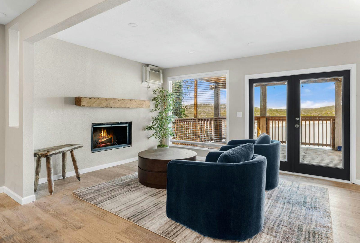 8124 Joy Rd — photo 4