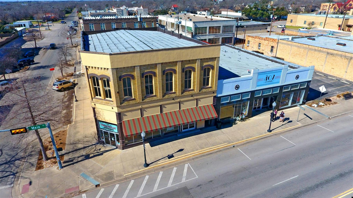 401 N Main St — photo 2