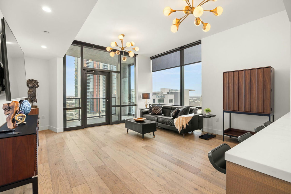 70 Rainey St #1509 — photo 4