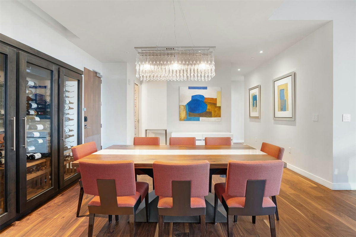 210 Lavaca St #2505 — photo 3