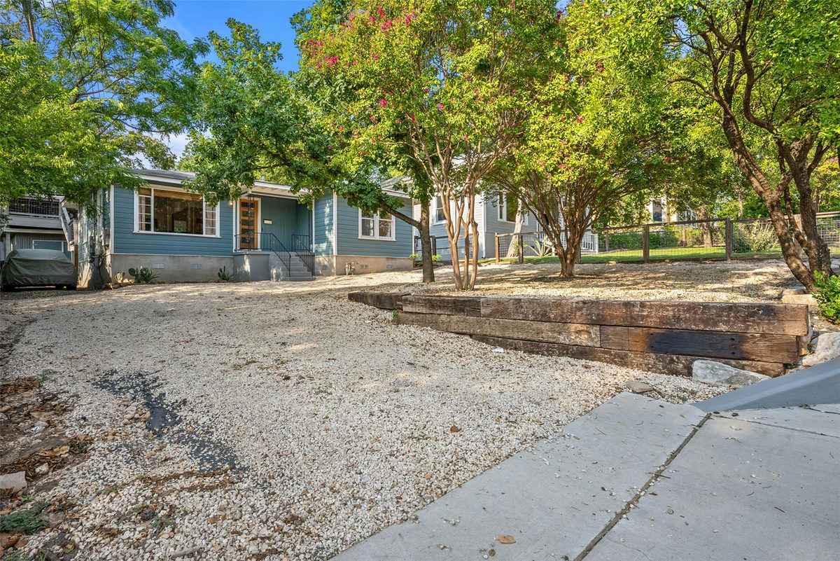 2104 E Martin Luther King Jr Blvd — photo 5