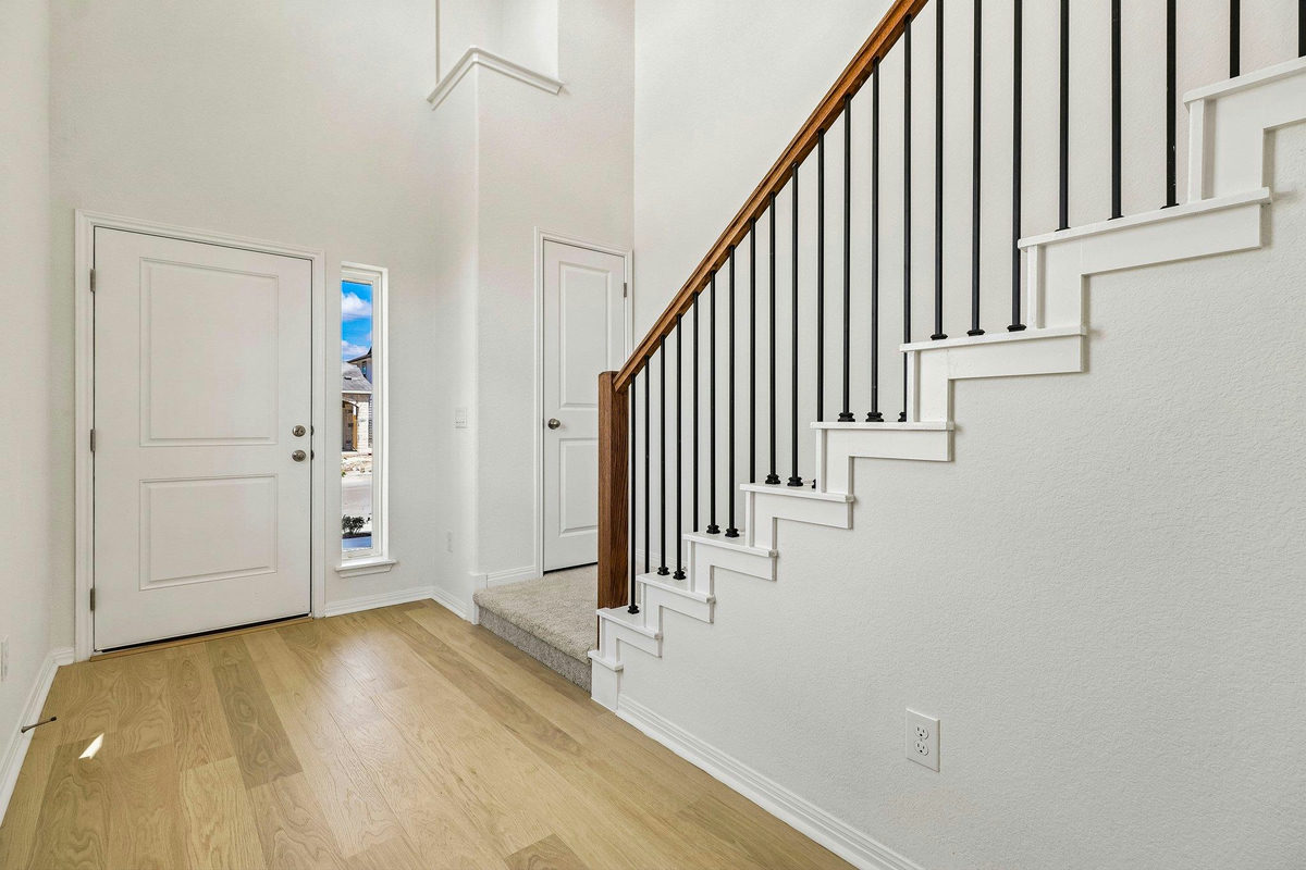 1505 Corsac Way — photo 4