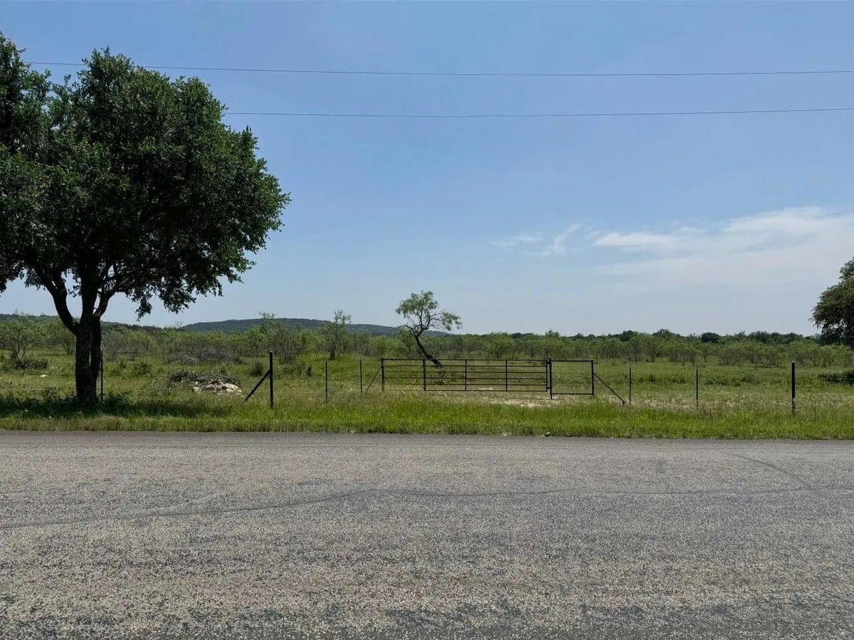 TBD-23.66 County Road 330 None #TRACT 3 — photo 2
