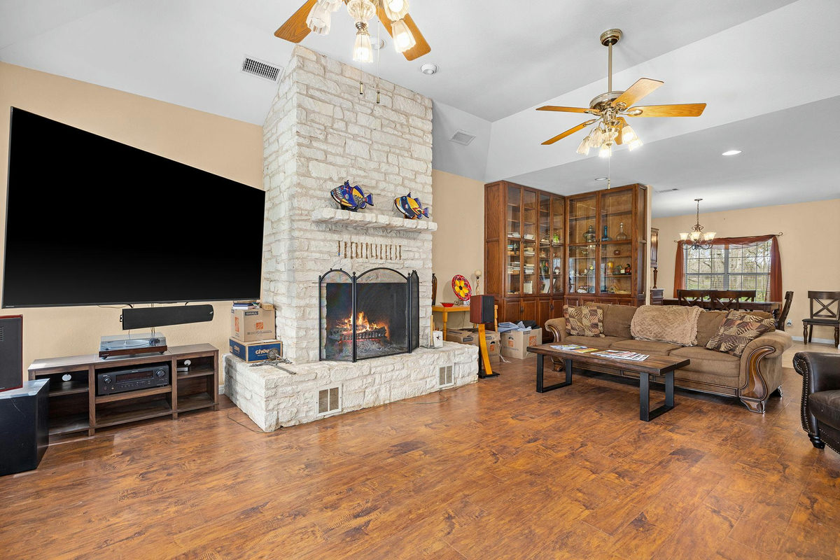 75 County Road 129 — photo 2