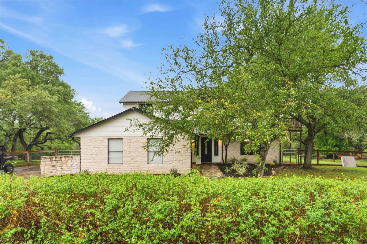612 Canyon Rim Dr — photo 2
