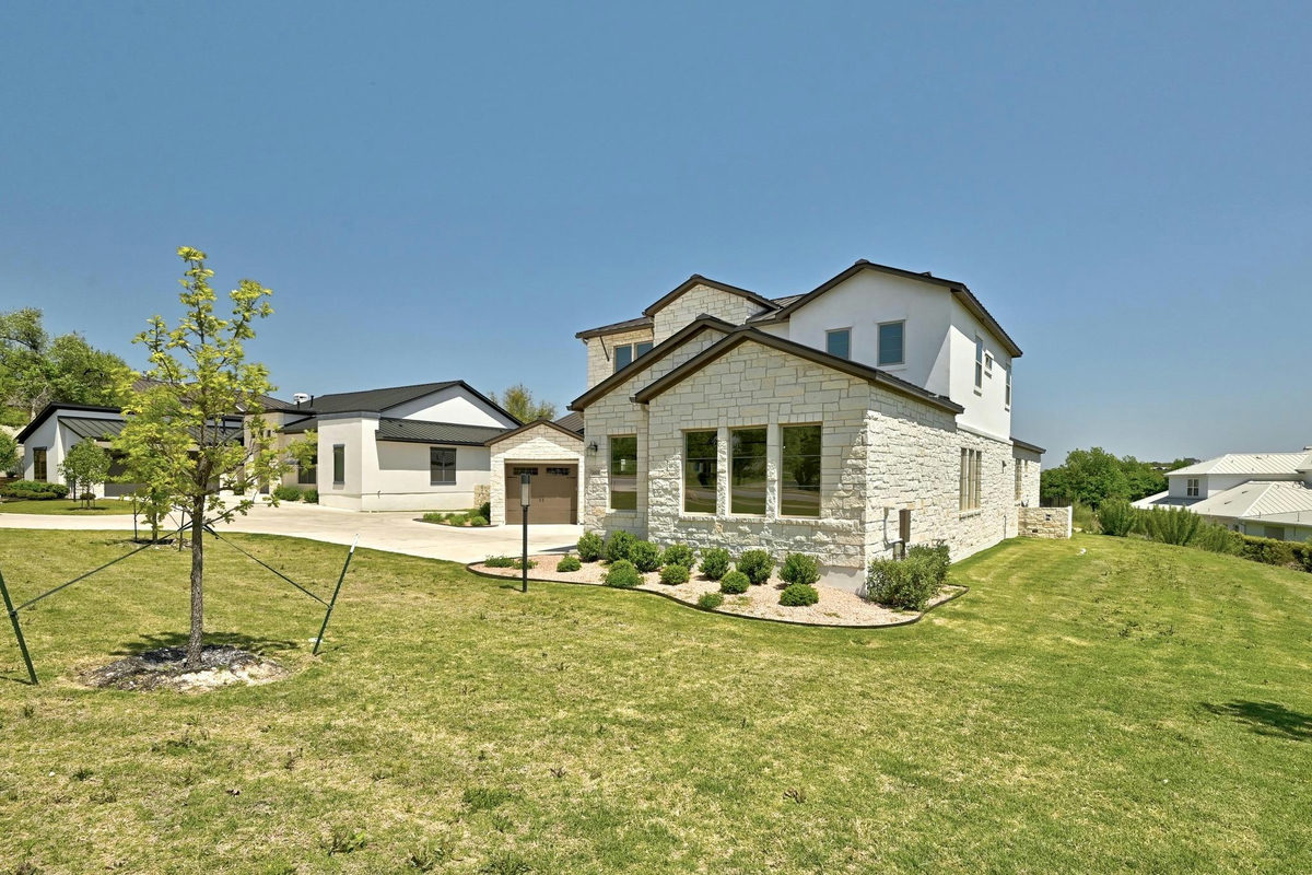 4809 SERENE HILLS Dr — photo 2