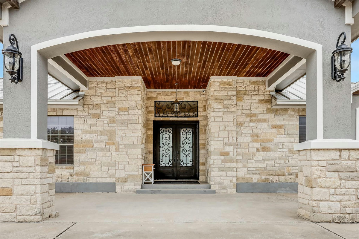 610 Deckhouse Dr — photo 4