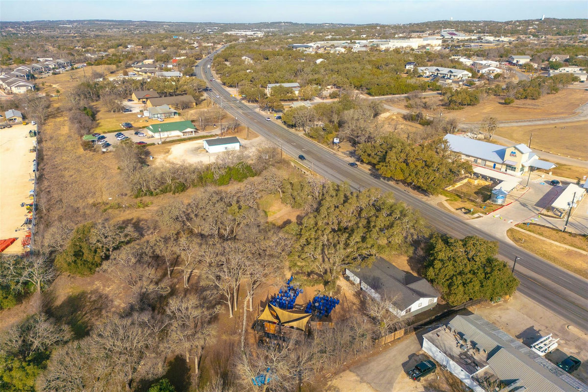 603 W Highway 290 Hwy — photo 4