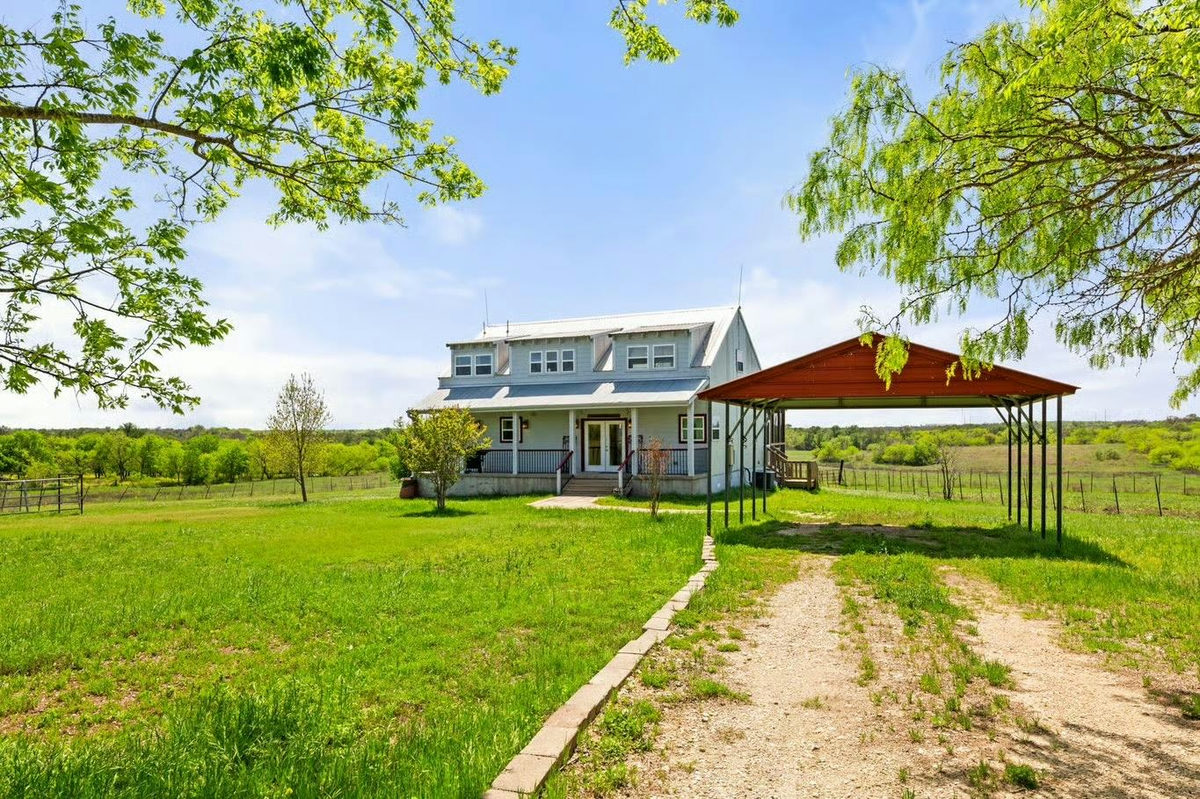 13484 Avis Rd — photo 4