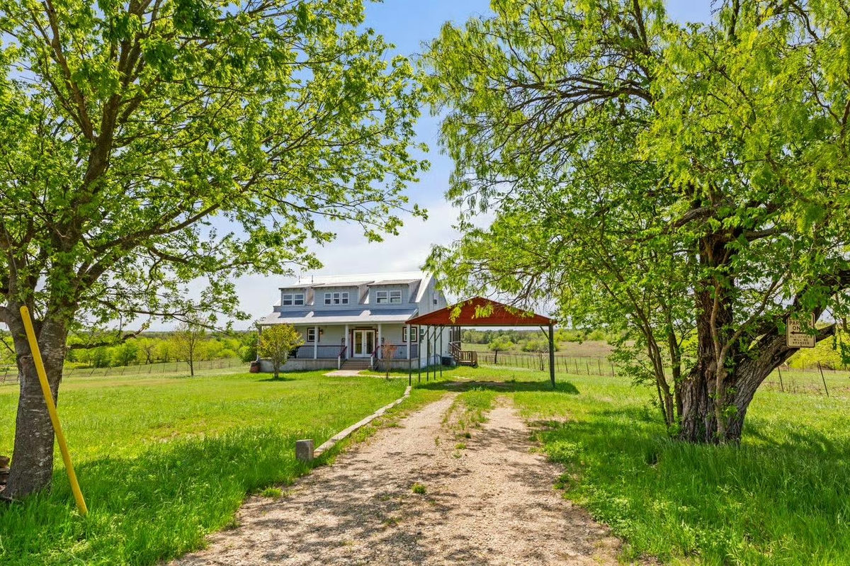 13484 Avis Rd — photo 3