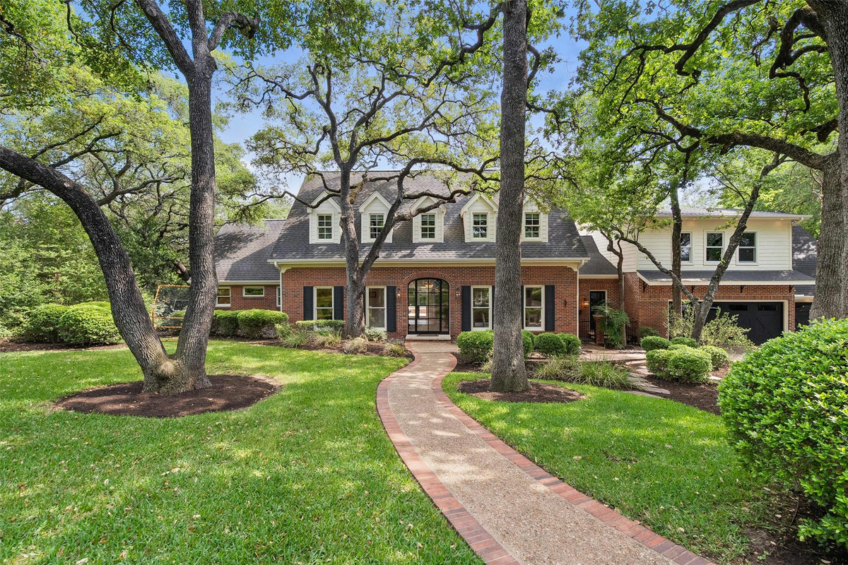 2601 Buckminster Ct — exterior