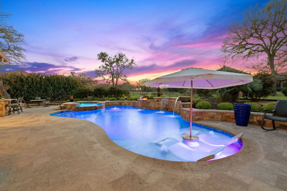 27435 Waterfall Hill Pkwy — exterior