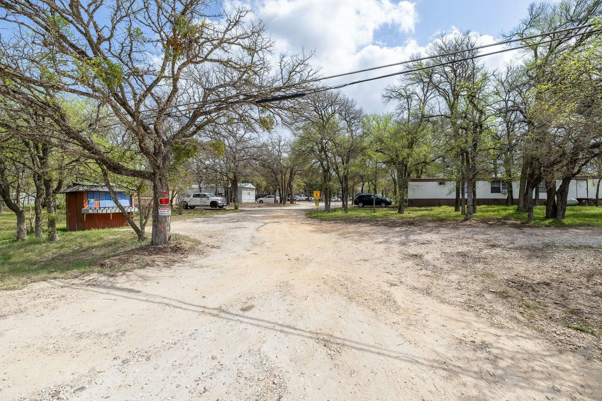 5805 Blue Bluff Rd — photo 3