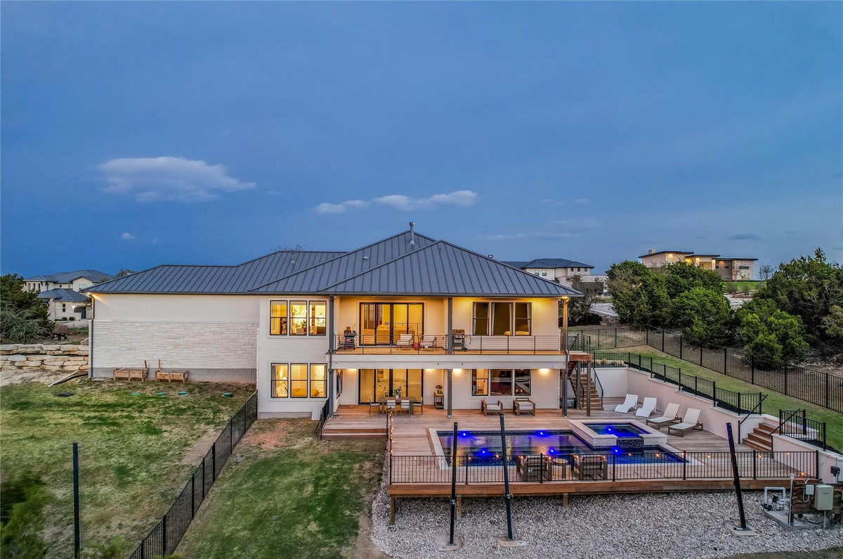 15421 McCormick Vista Dr — exterior