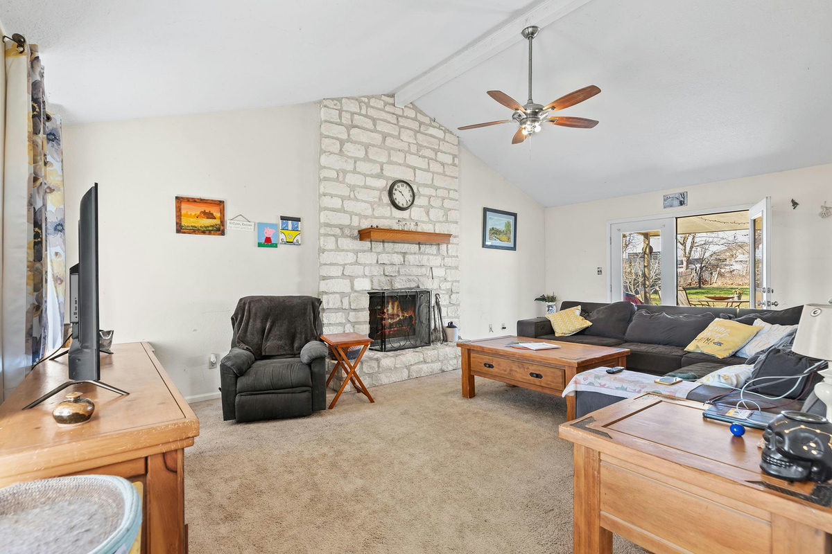 61 Family Cir — photo 4