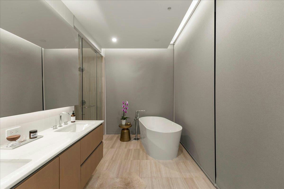313 W 17th St #1104 — photo 5
