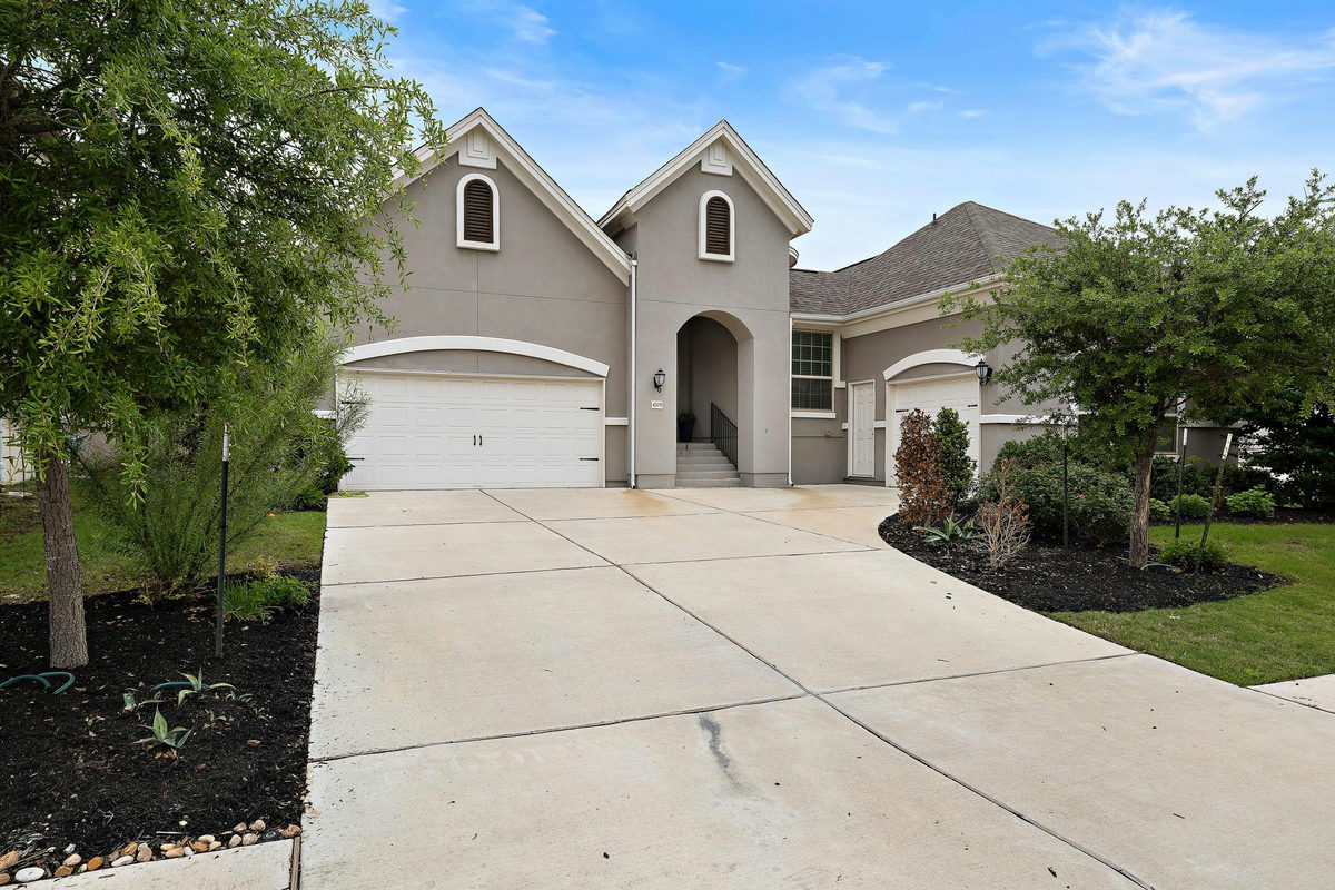 4705 Napoli Shore Dr — exterior