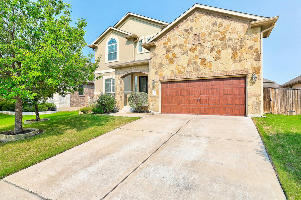 3020 Columbus Loop