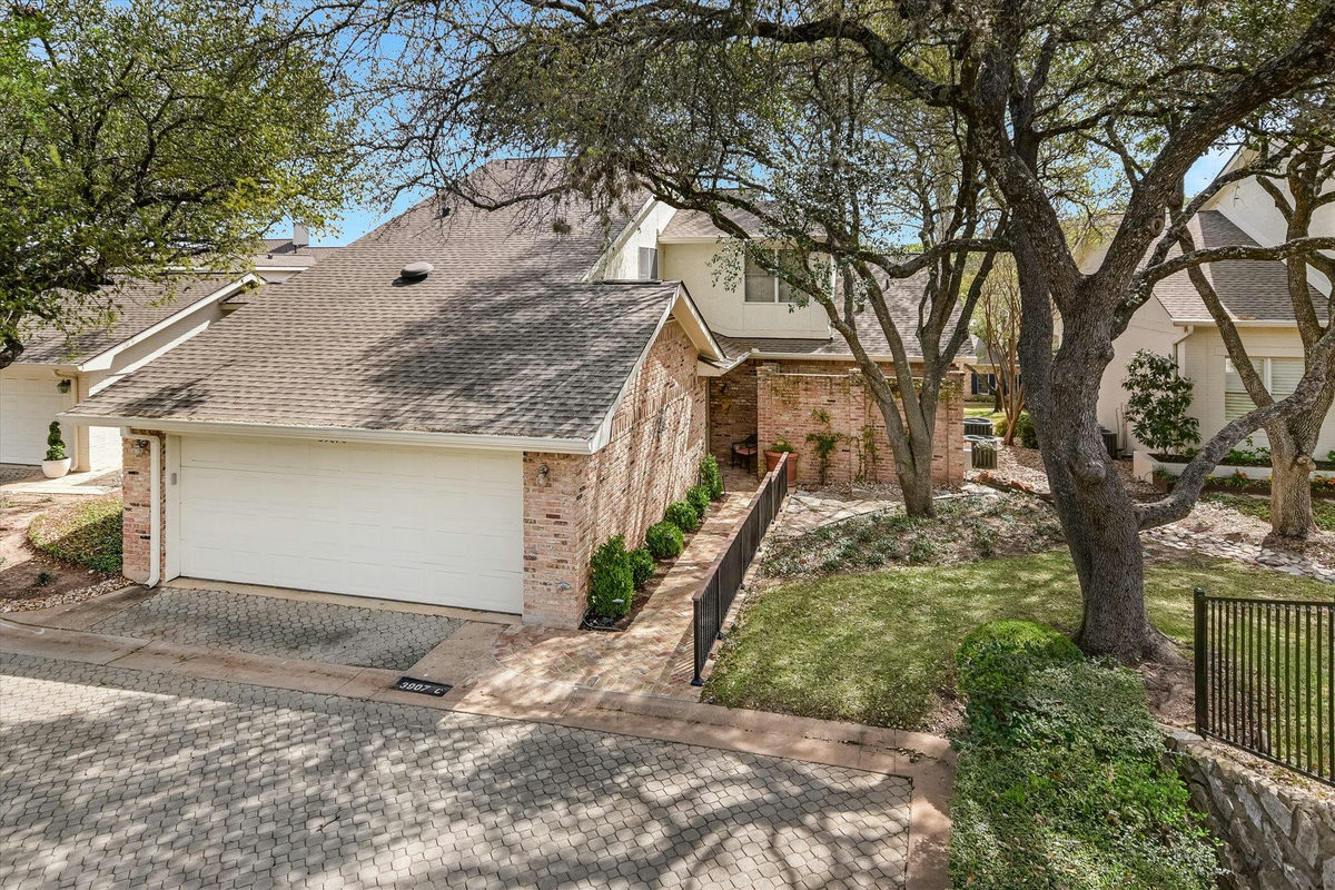 3907C Belmont Park Dr — exterior