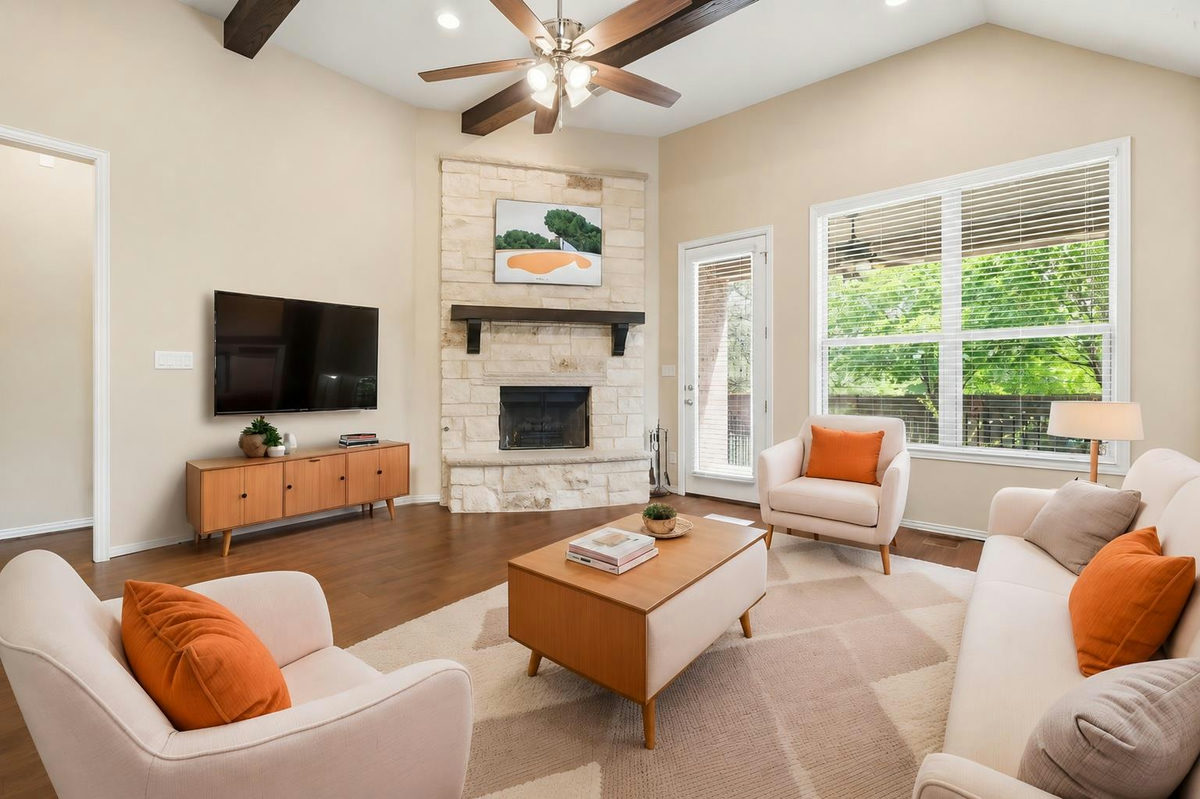 3928 Cole Valley Ln — exterior