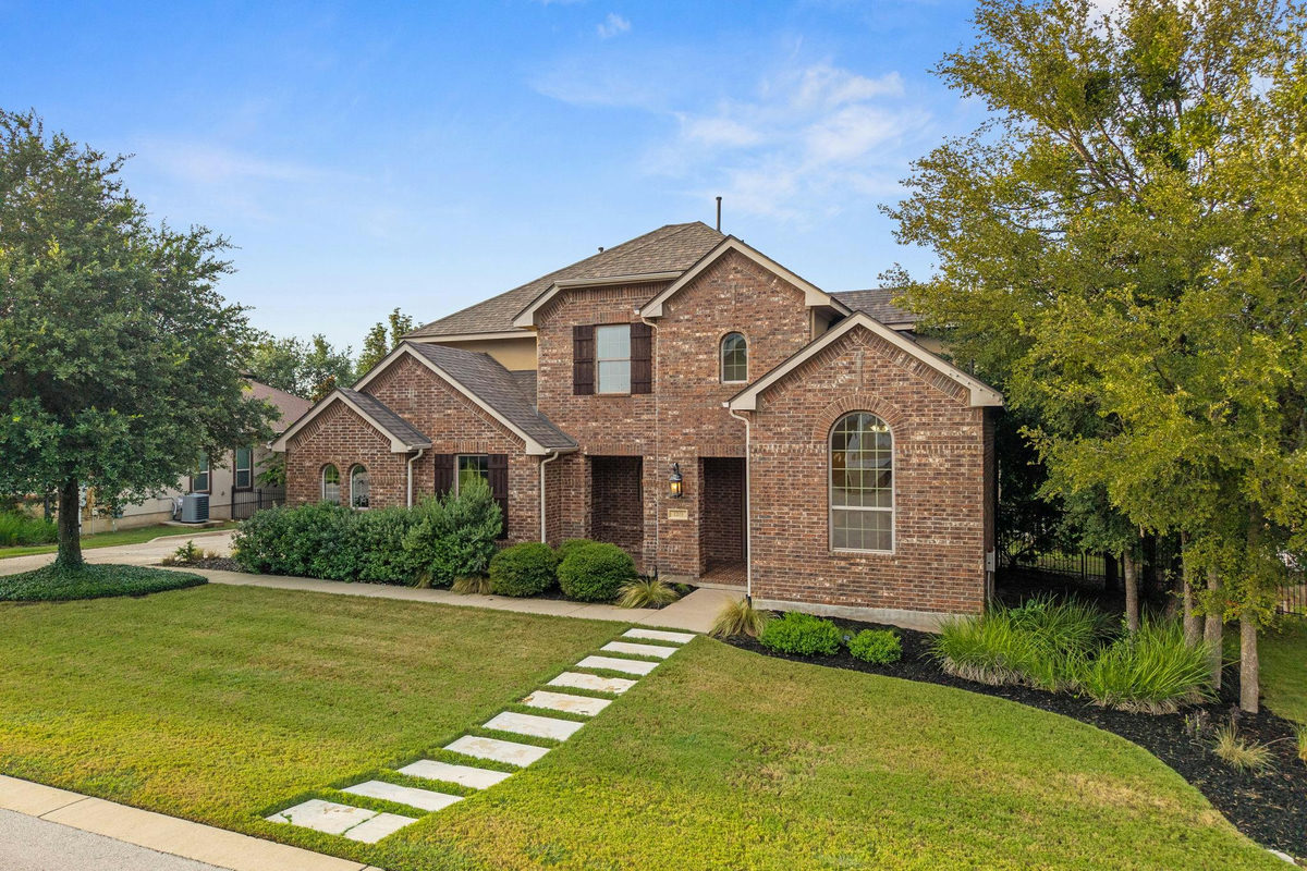 2201 Quarry Loop — photo 2