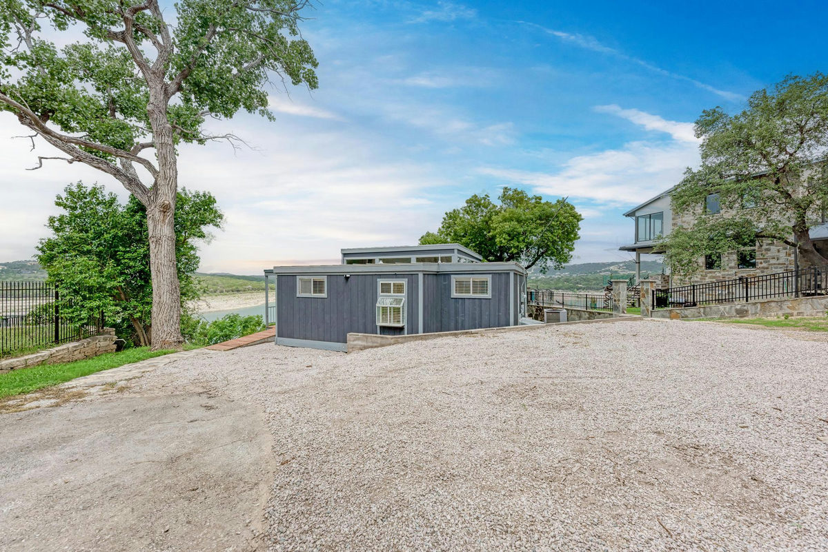 8130 JOY Rd — photo 5