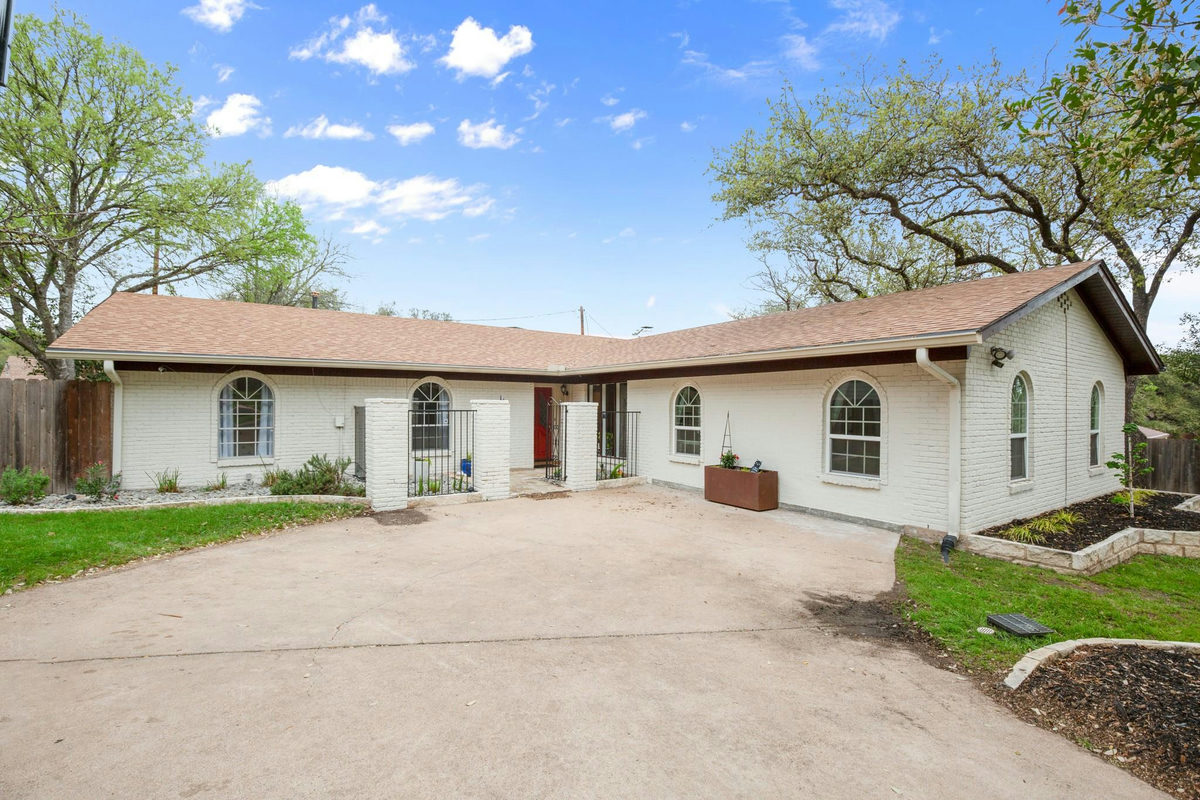 8720 Tallwood Dr
