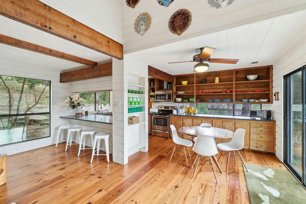 1002 Jousting Pl — photo 5