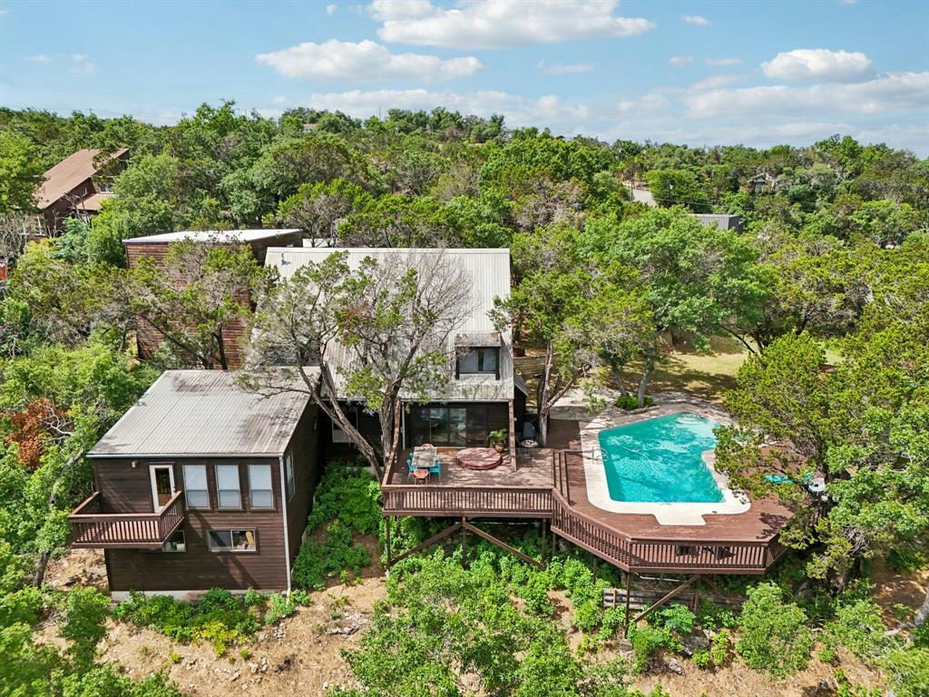 1002 Jousting Pl — exterior