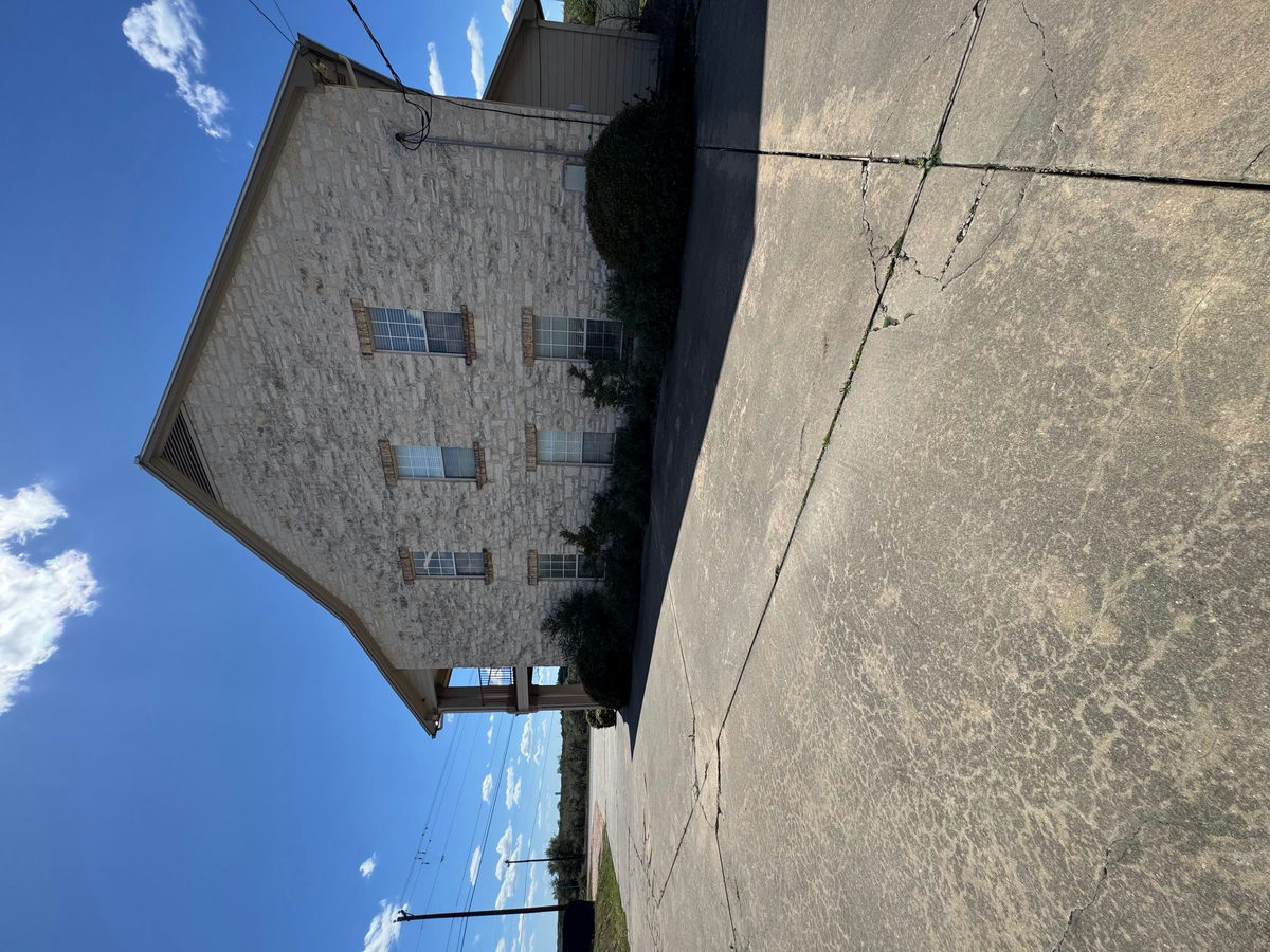 10200 Highway 290 Hwy W — photo 2