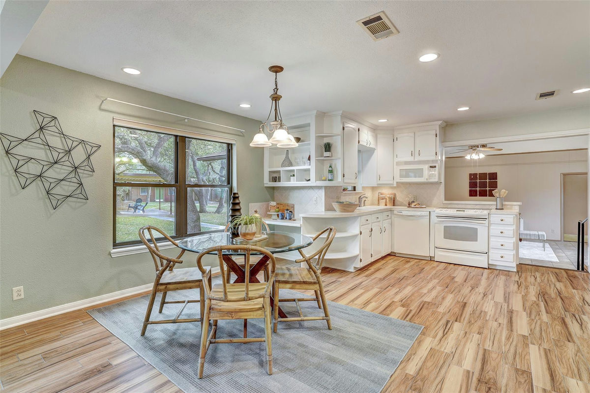 8606 Thunderbird Rd #A & B — photo 5