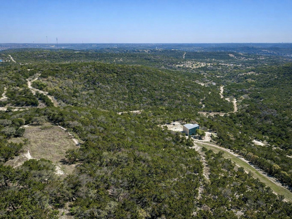 20220 Doe Run — photo 3