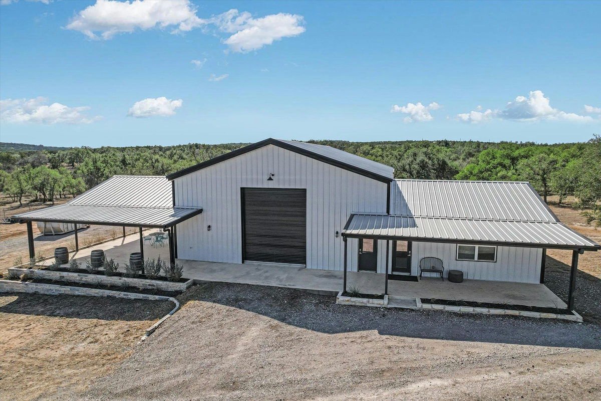 3340 Martin Rd — photo 4