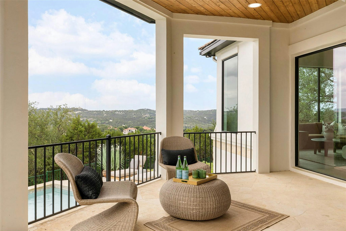 2300 Barton Creek Blvd #15 — photo 3