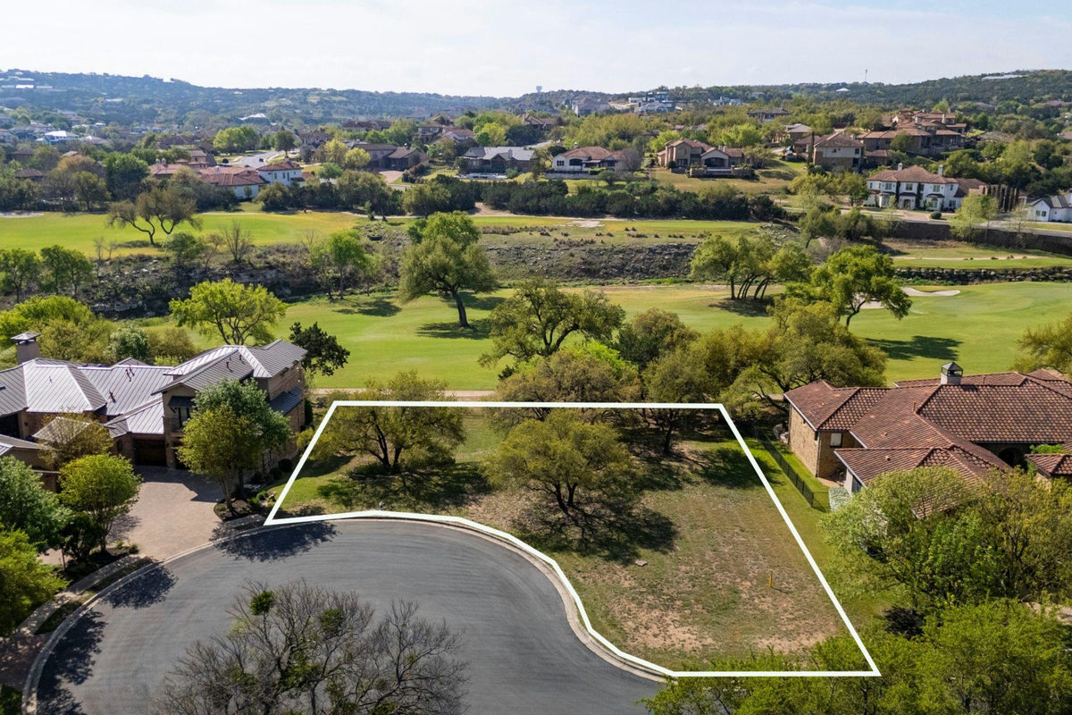 510 Black Wolf Run — exterior