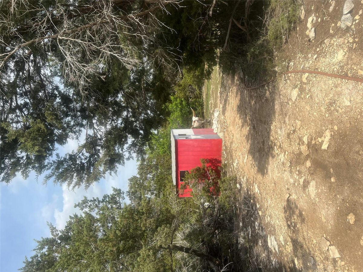 701 Grande St #B — photo 2