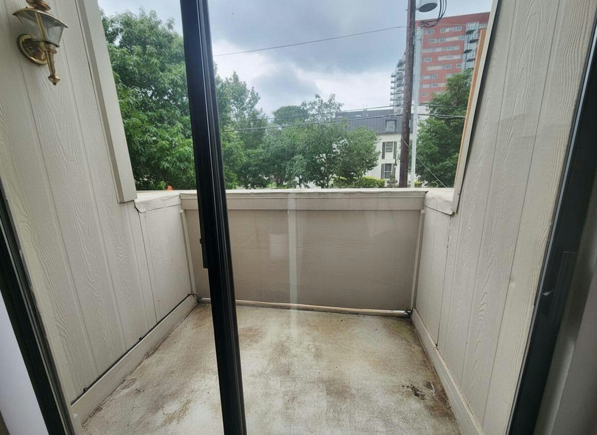 701 W 25th St — photo 5