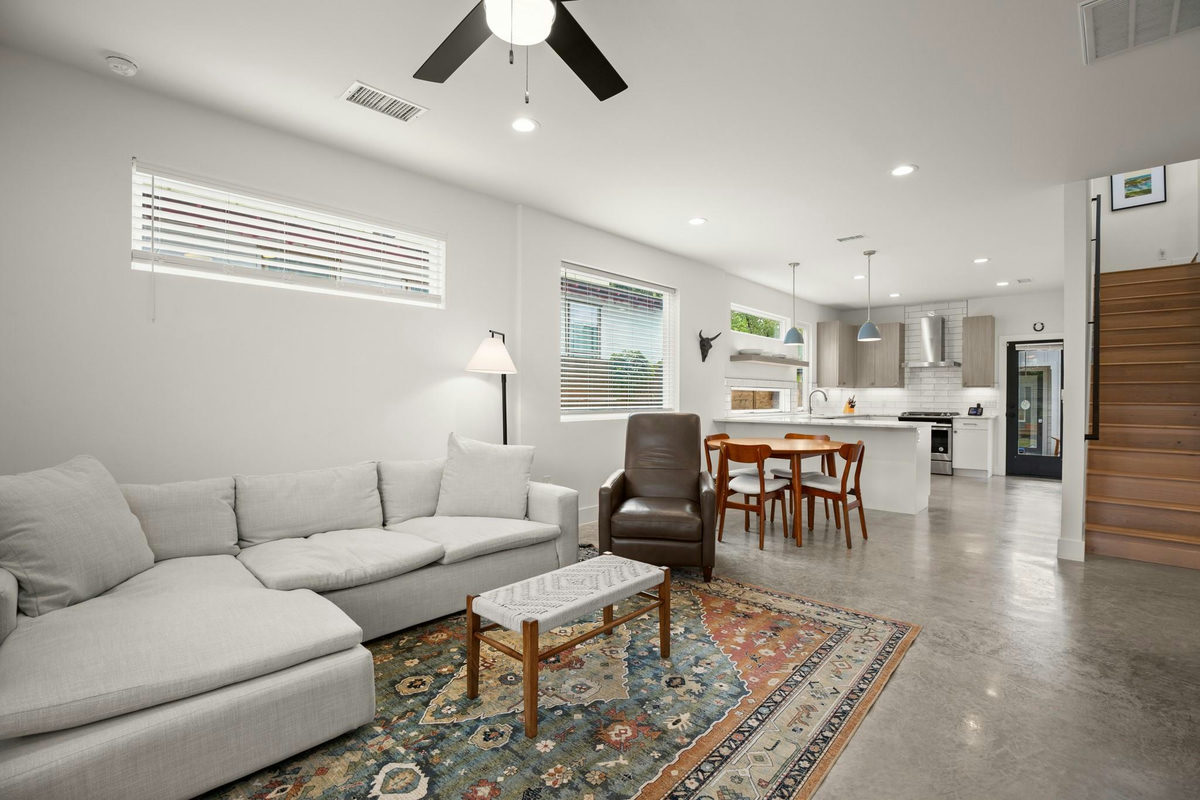 3506 Pennsylvania Ave #1 — photo 2