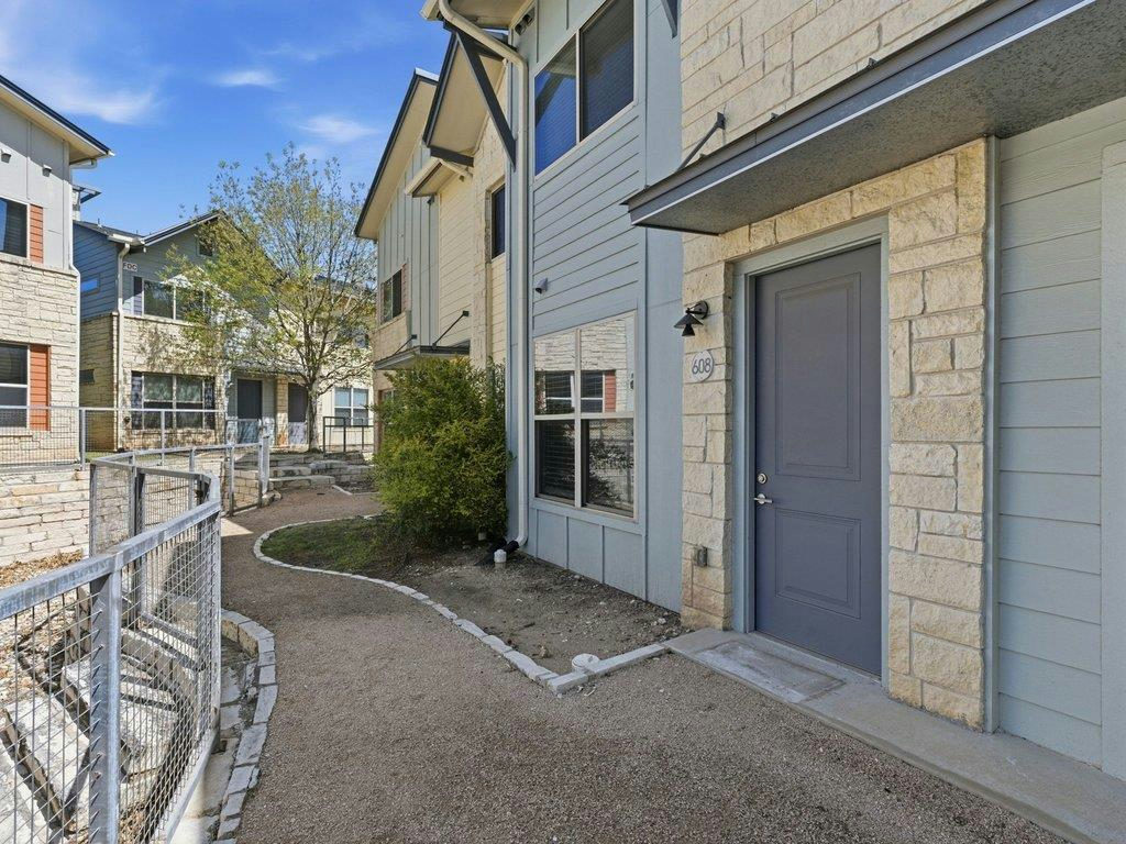 7805 Cooper Ln #608