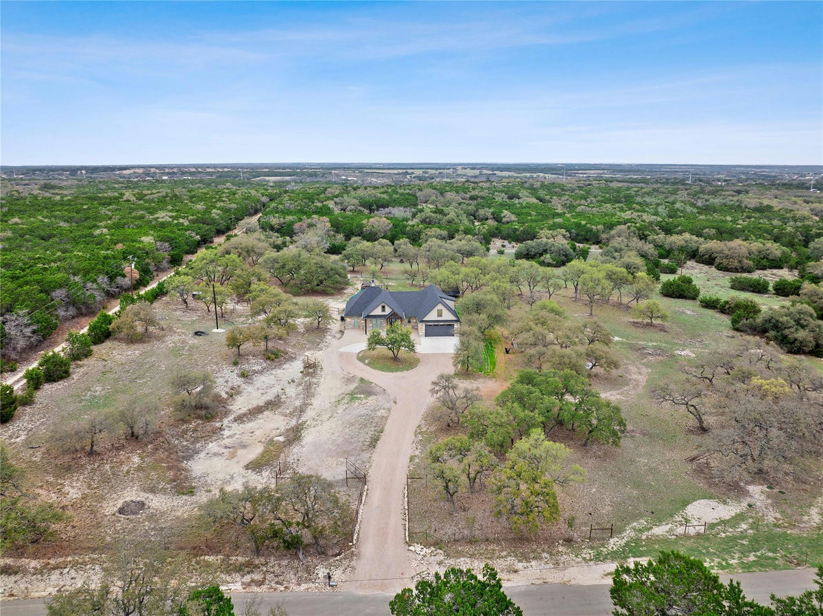 1602 County Road 250 — photo 3
