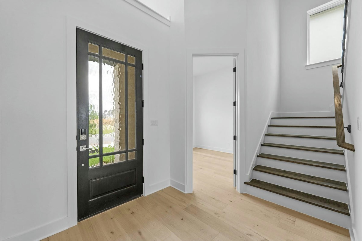 1345 Sweet Violet Dr — photo 3