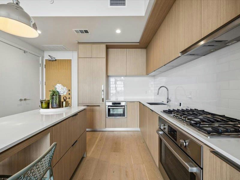 44 East Ave #1808 — photo 3