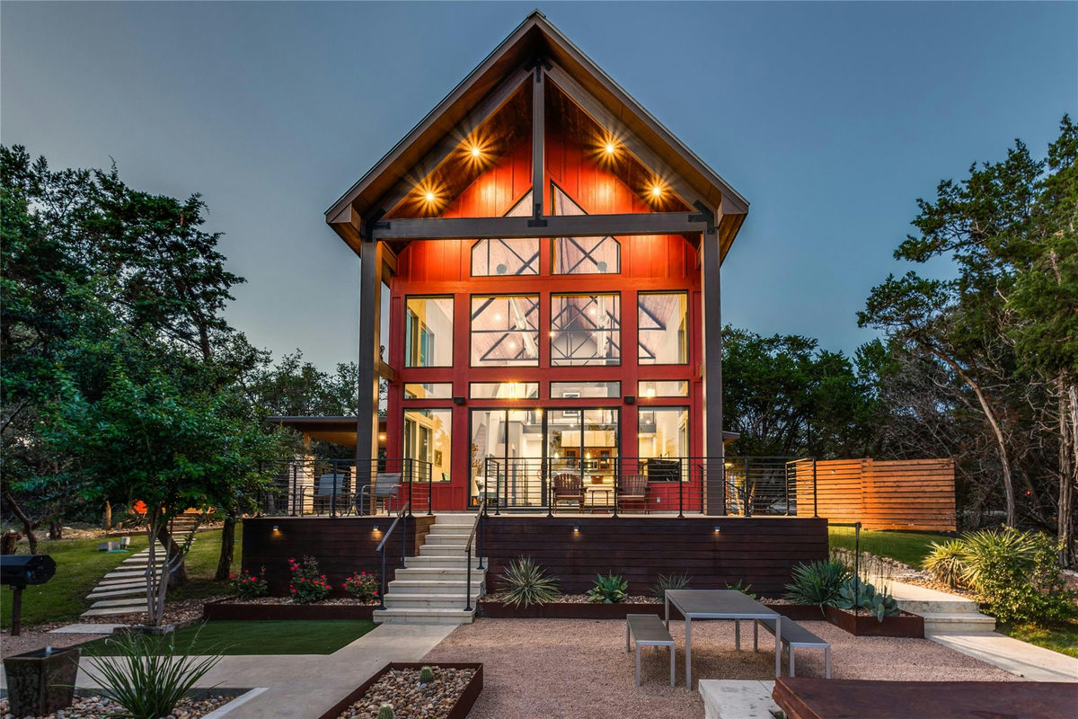 7870 Gage Ln — exterior