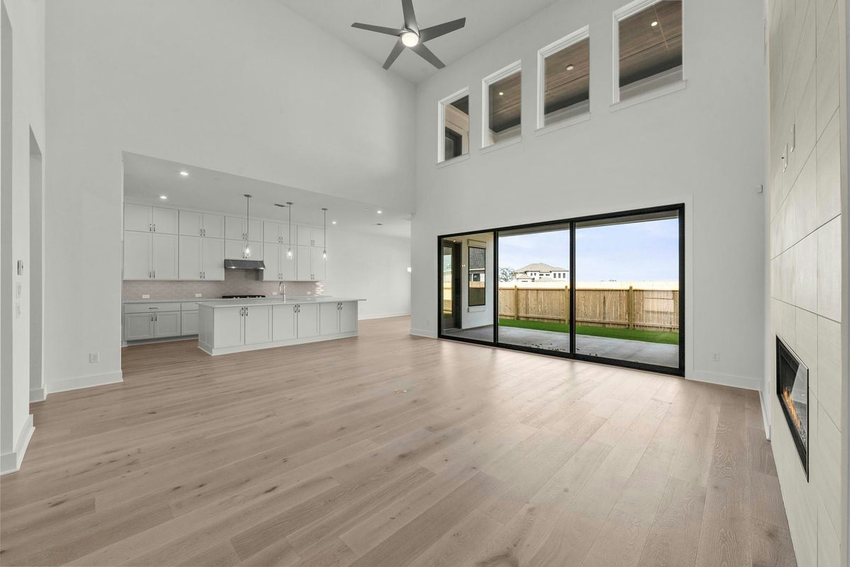 150 Oswalt Way — photo 3