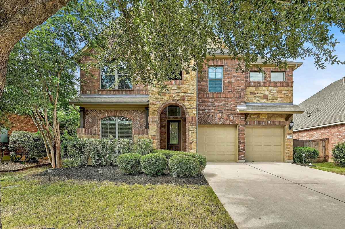 2229 Turtle Mountain Bnd — exterior