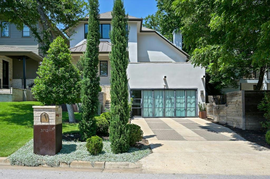 3712 Meredith St — photo 4