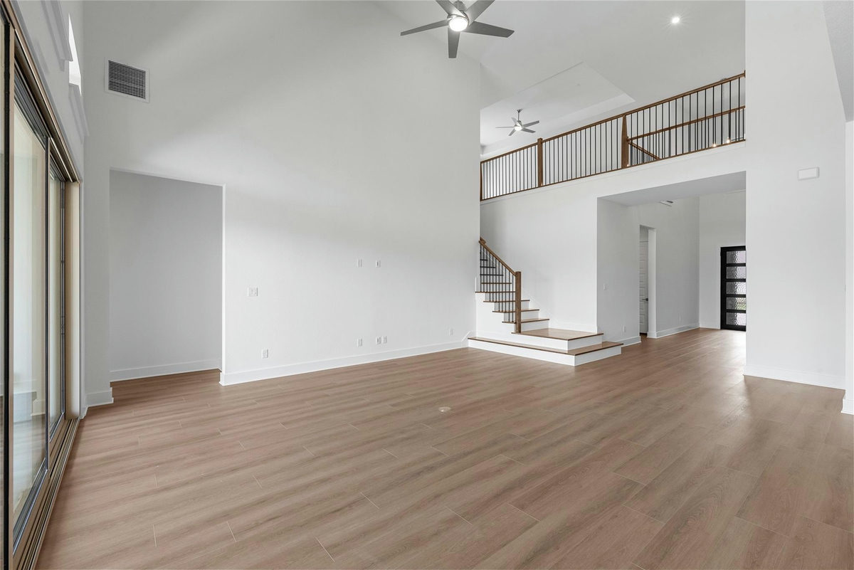 208 Maton Way — photo 4